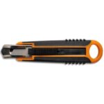 FISKARS Cutter de sécurité - Lame trapézoidale spécifique 18mm - Lame ajustable - Auto rétractable