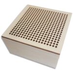 GRAINE CREATIVE Boîte à broder carrée en bois format 90x90x50 mm