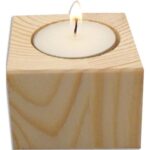 GRAINE CREATIVE Bougeoir carré en bois format 60x60x40mm