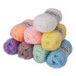 O'COLOR Lot de 8 petotes fils acryliques 50g. Couleurs pastel assorties. Longueurs environ 90m par bobine