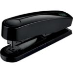 NOVUS Agrafeuse de bureau B4 RE+NEW. Capacité 40 feuilles. Pour agrafes 24/6 à 8 - 26/6 à 8. Noir