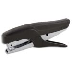 PERGAMY Pince agrafeuse corps métal capot ABS. Agrafes n°10. Capacité 12 feuilles. Coloris Noir.