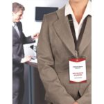 AVERY Boîte de 10 porte-badges grand format 105 x 148 mm avec tours de cou Noirs + 12 inserts imprimables