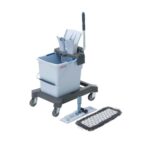 VILEDA Kit Seau PP capacité 25L L56,5 x H85 x P37,5 cm, presse, 4 roues, 1 support 1 MicroPlus. Bleu/gris