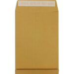 Paquet de 25 pochettes kraft brun recyclé 120 g, 3 soufflets de 3 cm, C4 : 229x324mm. Autoadhésive