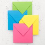 CLAIREFONTAINE Paquet de 20 enveloppes 120g POLLEN 16,5x16,5cm. Coloris Fuchsia – Image 2