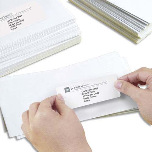 496962_d1-1.jpg AVERY Boîte de 6500 étiquettes Laser Blanc média 38,1X21,2 L7651-100 – Image 1