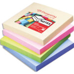 PERGAMY Bloc de 100 feuilles repositionnables dimensions 7,6x7,6cm. Coloris assortis pastel