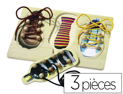 Puzzle culture club 2000 en bois plateau 40x21cm 3 pièces 19x8cm forme chaussures à lacer 3 lacets 13cm